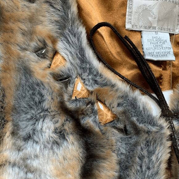 Vintage Y2K Alberto Makali Faux Fur Vest Tan Gray Cropped Tie Front Studded Boho - Picture 8 of 11